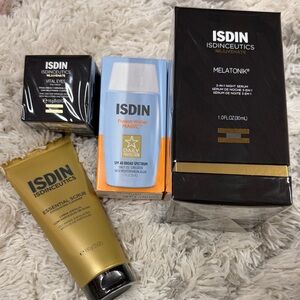 ISDIN Skincare Set - bundle
